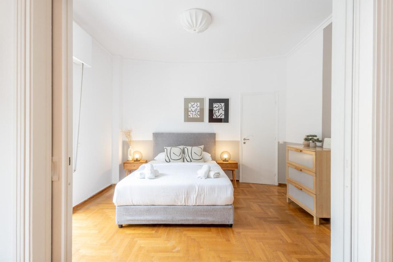 Spacious High-Ceiling 2-Bedroom By Acropolis Museum Atenas Exterior foto